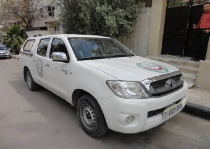 إعلان مزاد بيع سيارة نوع تويوتا هاي لوكس موديل 2010 