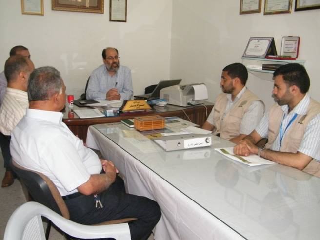 وفد من لجنة الإغاثة والطوارئ يقوم بسلسلة زيارات لشمال القطاع 